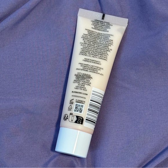 NEW Burberry Her 1.6 fl oz Travel Amber Jasmine Blackcurrant White Woods - Picture 2 of 3